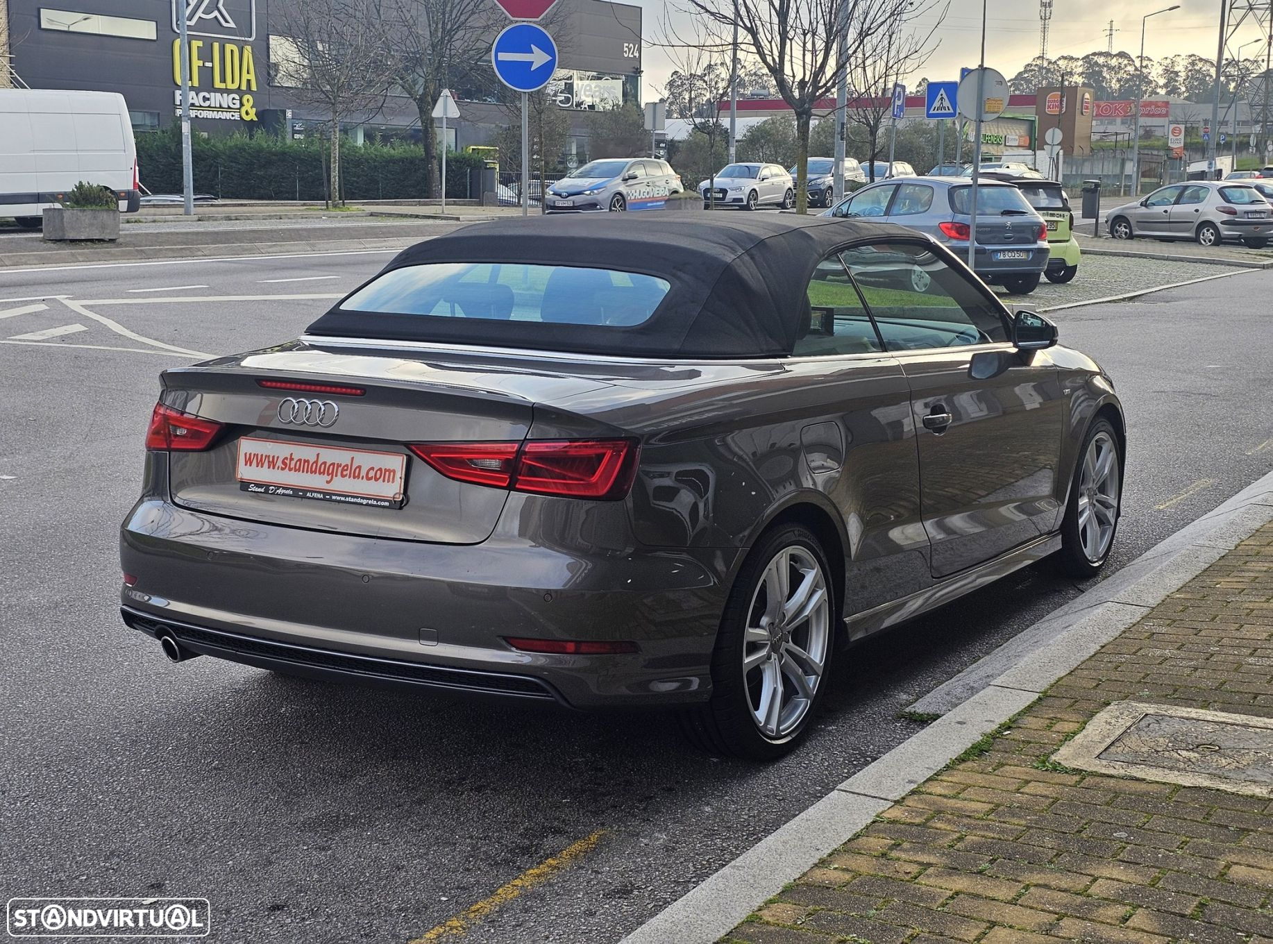 Audi A3 Cabrio 1.6 TDi S-line - 4