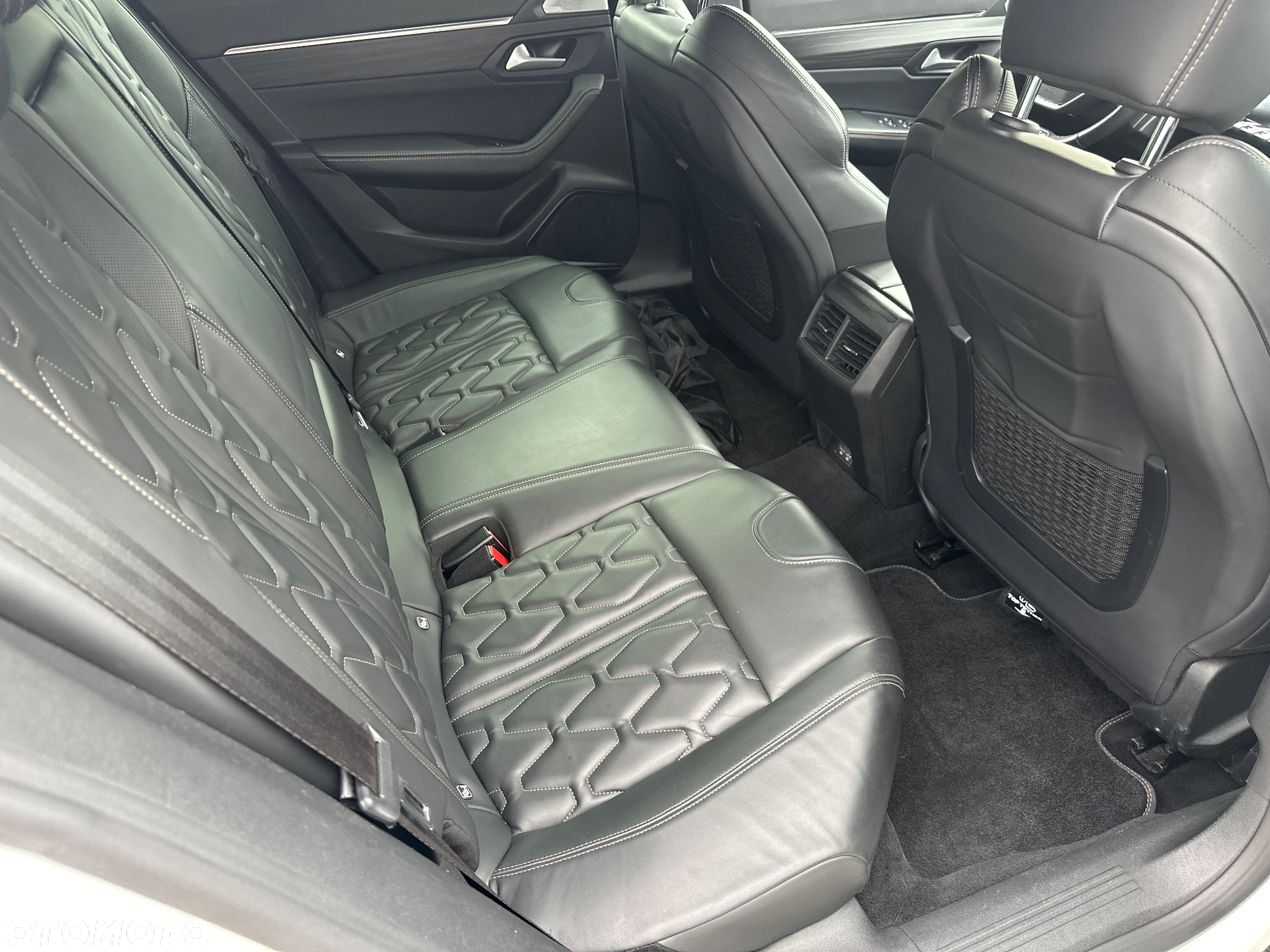Peugeot 508 1.6 PureTech GT Pack S&S EAT8 - 21
