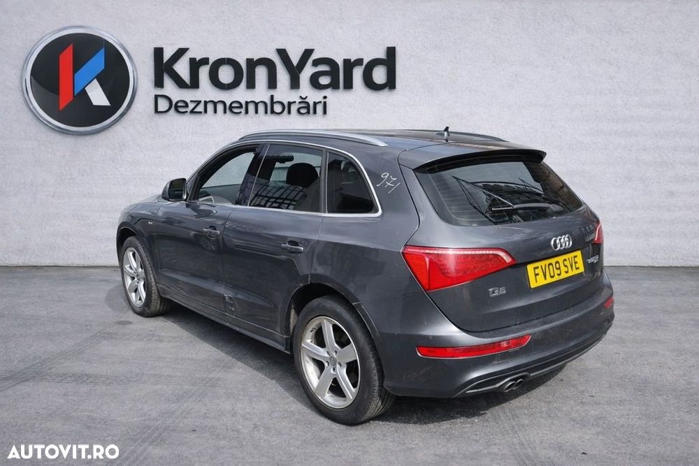Dezmembrari dezmembrez  Audi Q5 2.0 TDI - 4