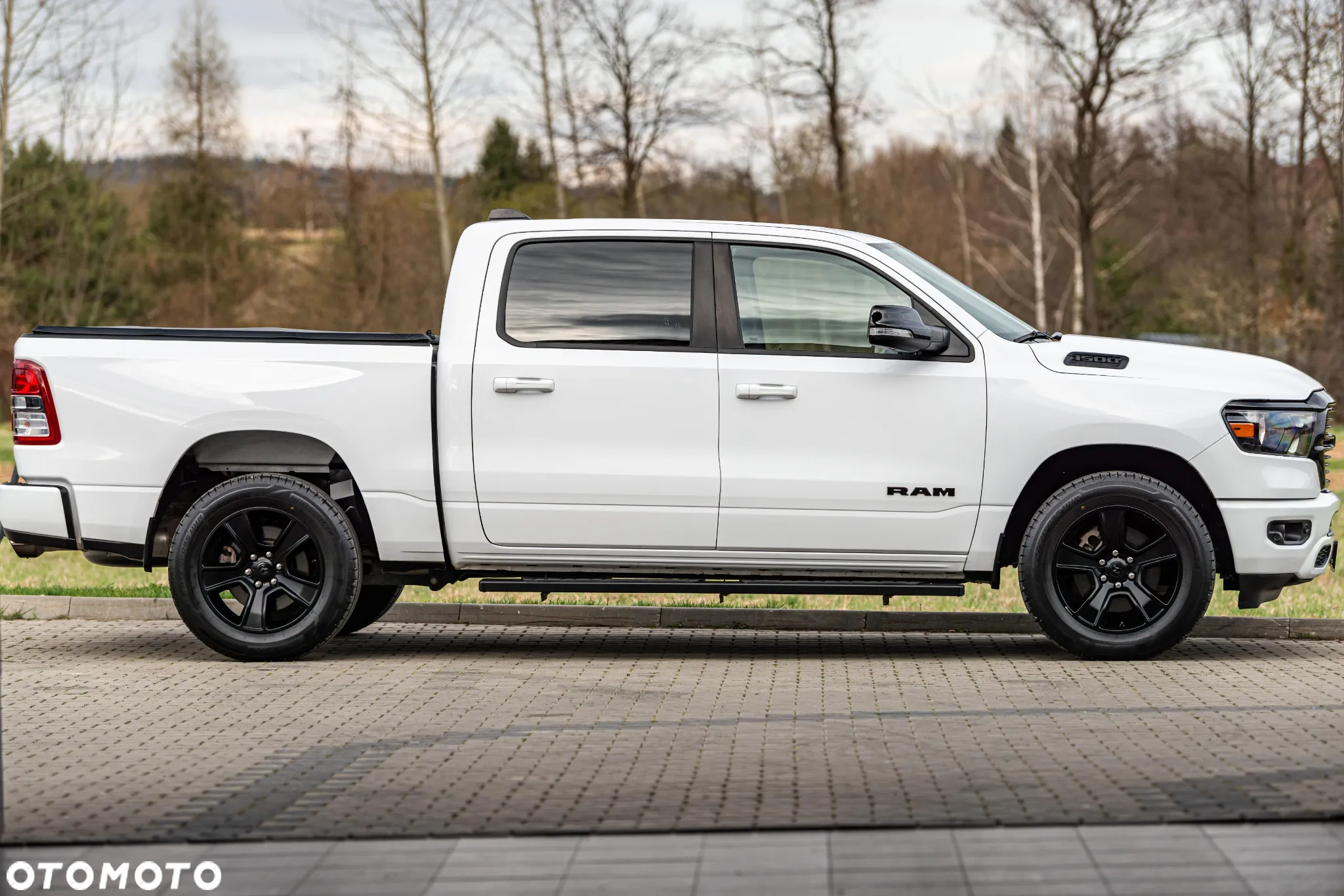 Dodge RAM 1500 5.7 4x4 - 19