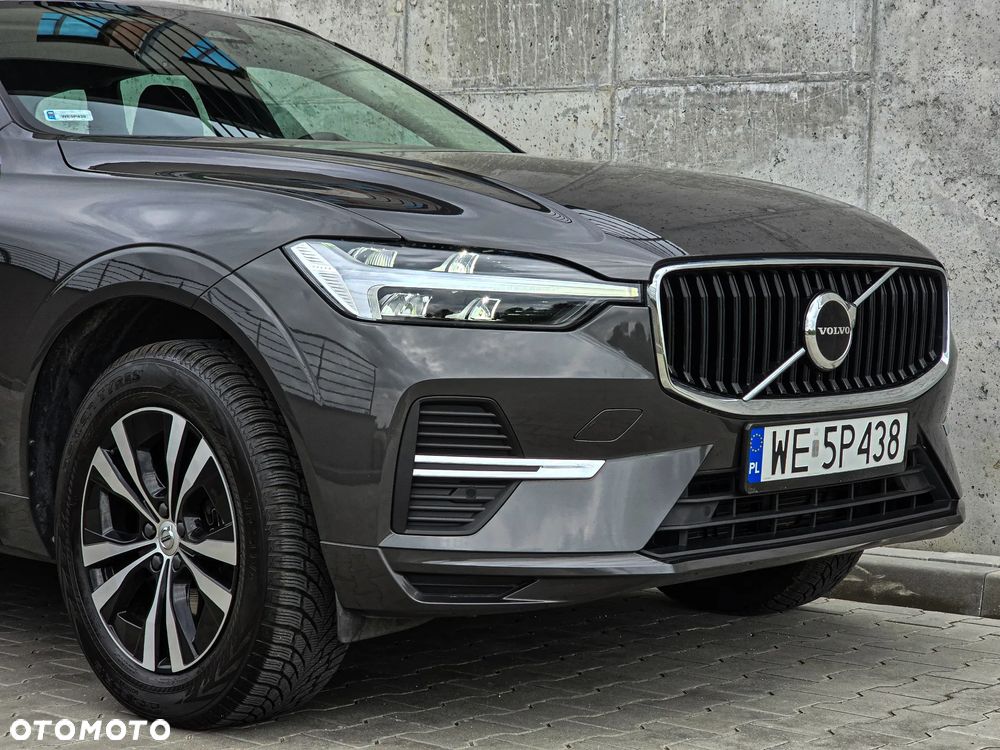 Volvo XC 60 B4 D Momentum Pro - 14