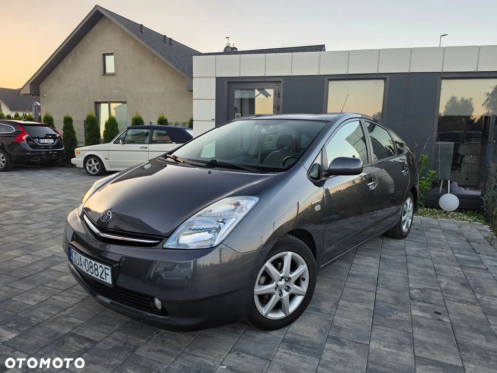 Toyota Prius - 2