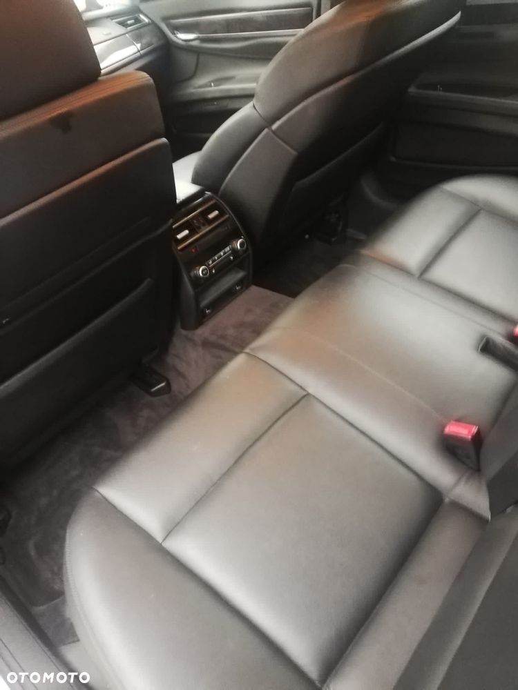 BMW Seria 7 - 14
