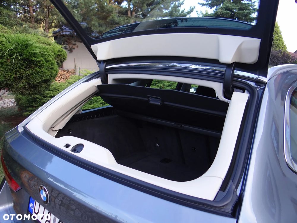 BMW Seria 5 520d - 26