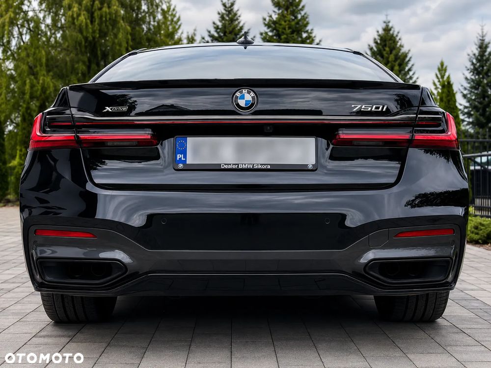 BMW Seria 7 750i xDrive sport - 5