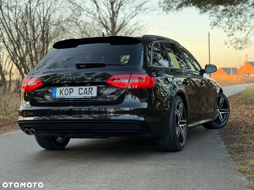 Audi A4 Avant 2.0 TDI DPF clean diesel quattro S line Sportpaket - 13
