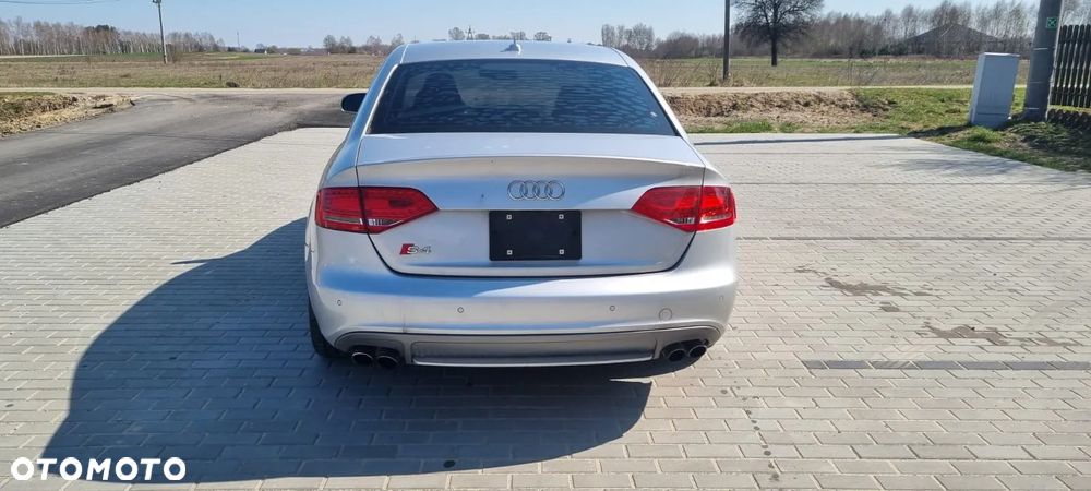 Audi S4 Limousine - 12