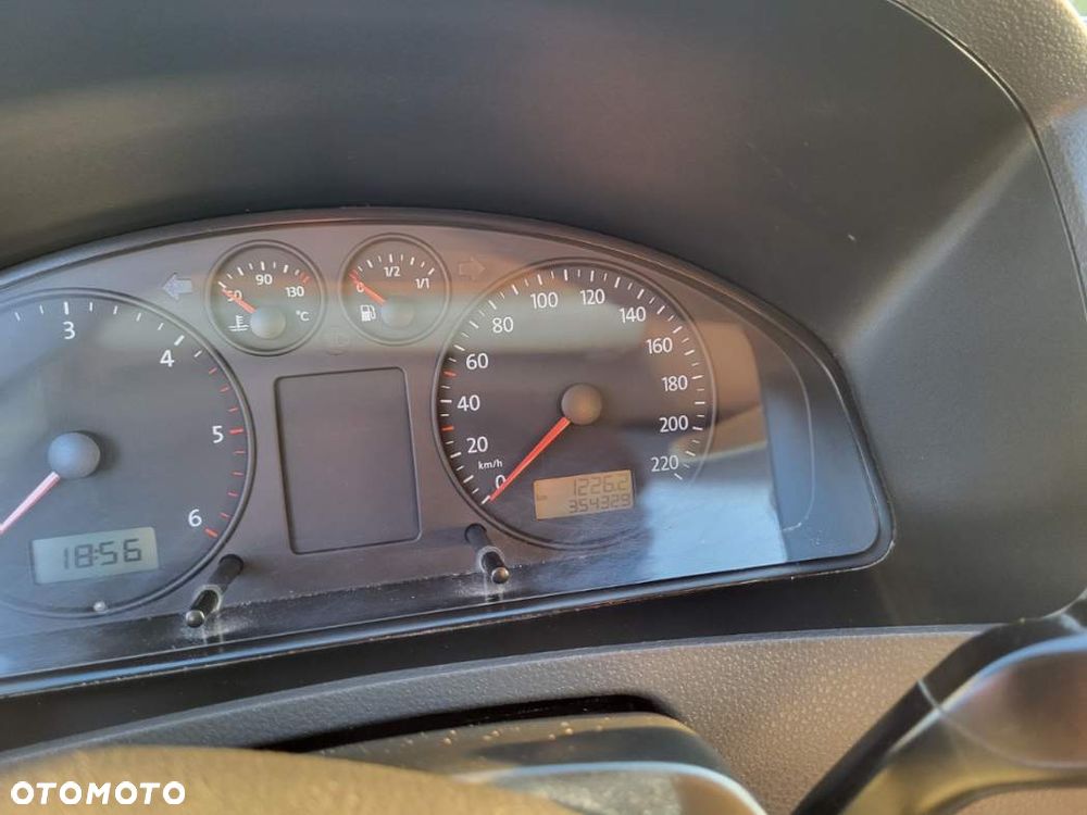 Volkswagen Transporter - 11