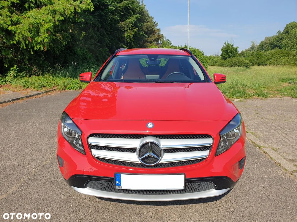 Mercedes-Benz GLA 200 d - 3