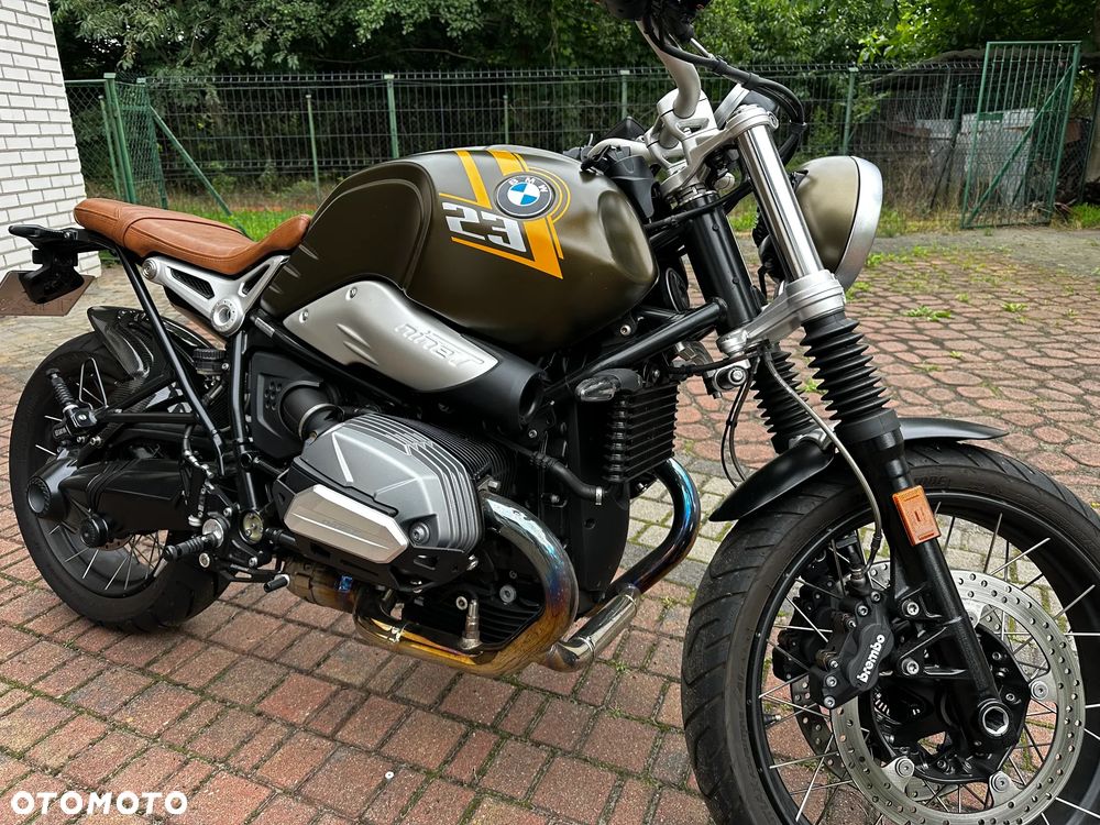 BMW R - 8