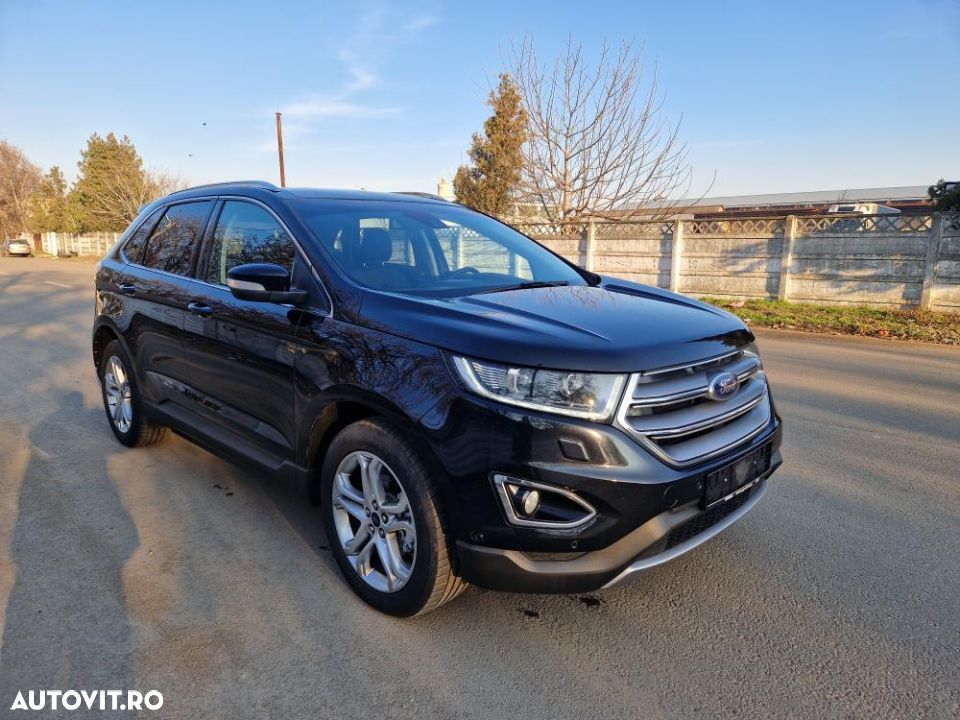 Ford Edge 2.0 TDCi Powershift Titanium - 3