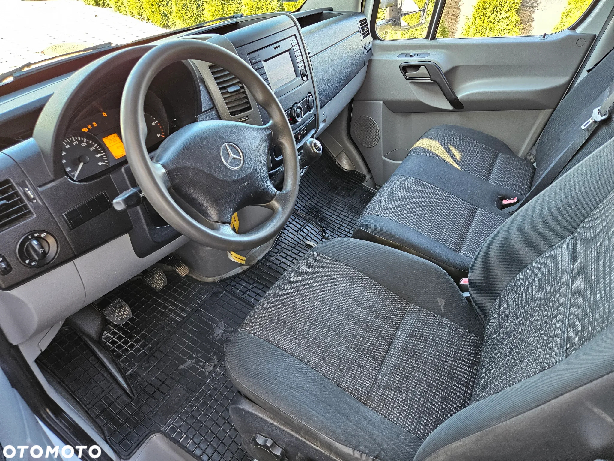 Mercedes-Benz SPRINTER  906 - 8