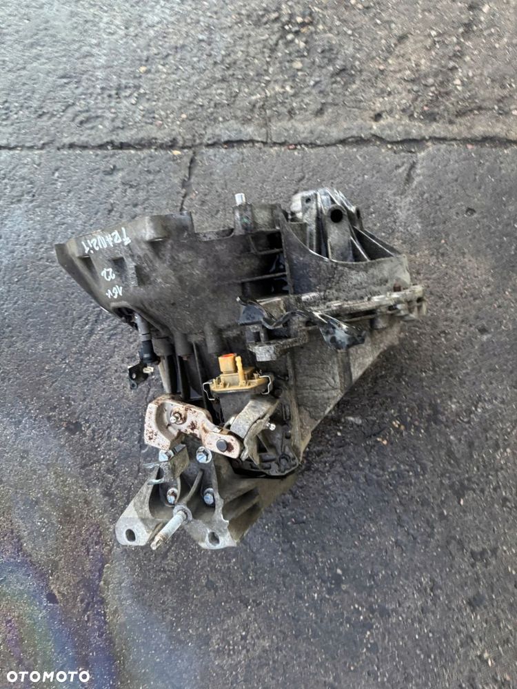 Transit 2,2 TDCI MK7 skrzynia 6C1R-7002-AB - 2