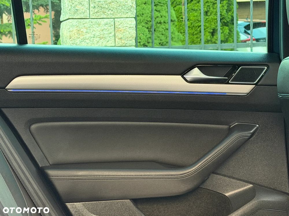 Volkswagen Passat 1.4 TSI Plug-In-Hybrid GTE - 25