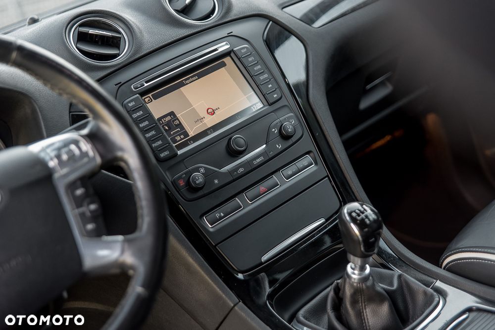 Ford Mondeo 2.0 TDCi Gold X - 26