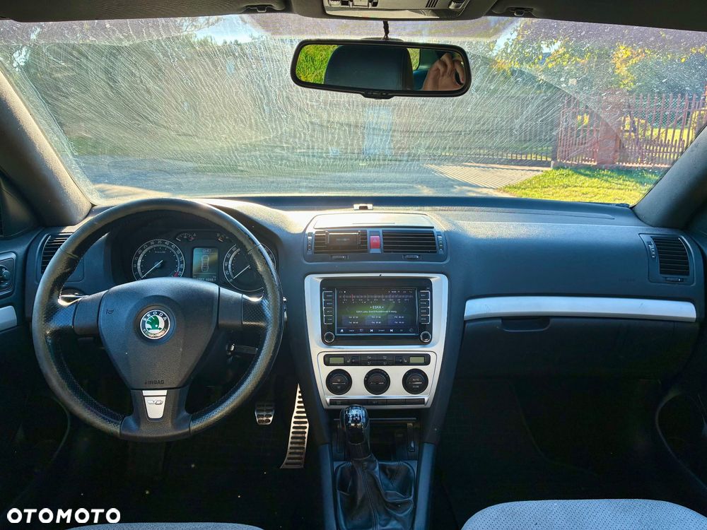 Skoda Octavia 2.0 TFSI RS - 20