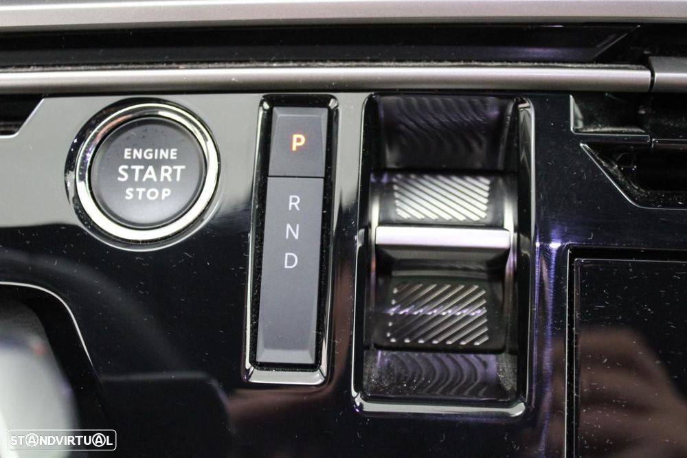 Peugeot E-5008 210 Allure Business - 23