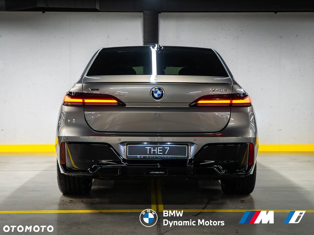 BMW Seria 7 - 5