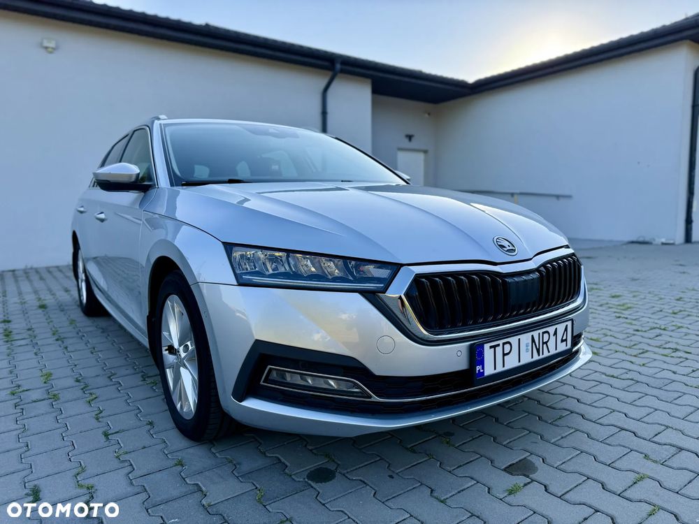 Skoda Octavia 2.0 TDI Sportline DSG - 28