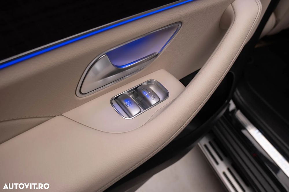 Mercedes-Benz GLS 400 d 4MATIC 9G-TRONIC - 35