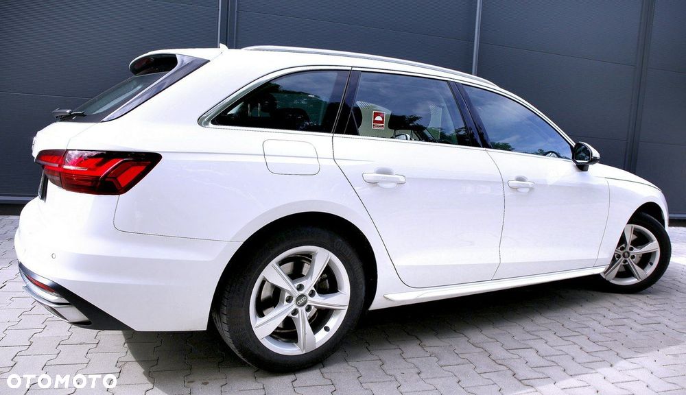 Audi A4 Avant 40 TDI S tronic - 30