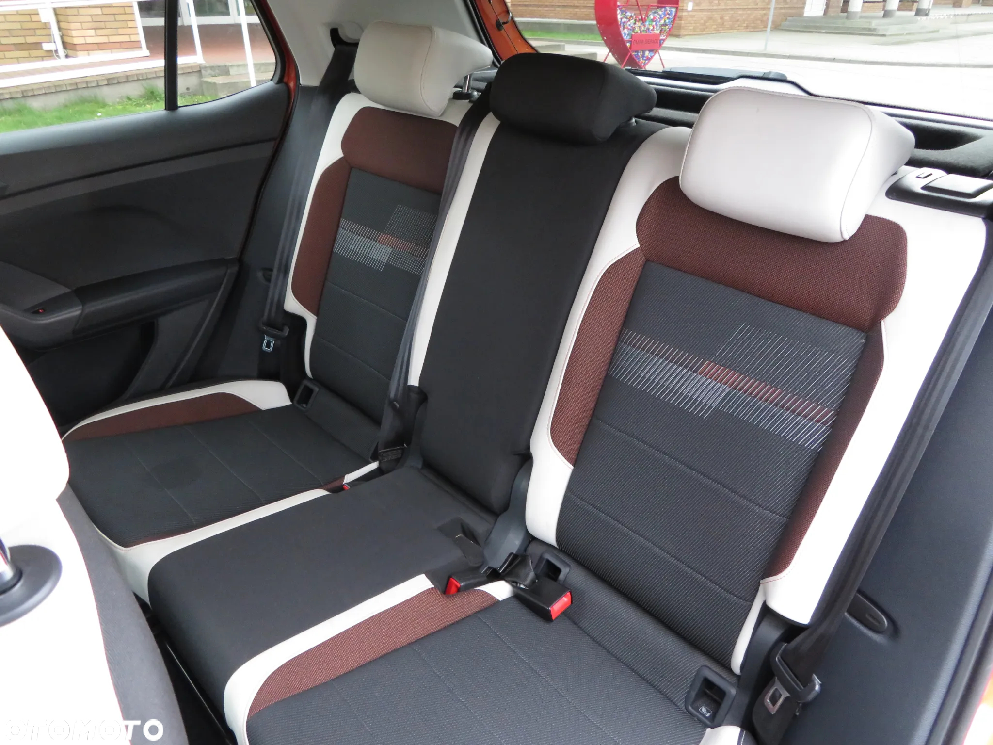 Volkswagen T-Cross 1.0 TSI Life DSG - 18