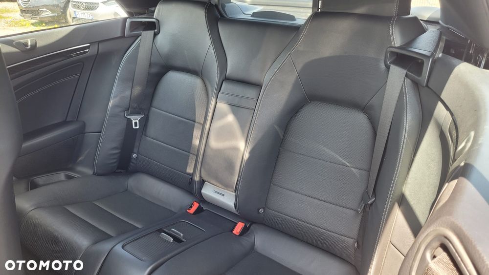 Mercedes-Benz Klasa E 250 7G-TRONIC Sport Edition - 14