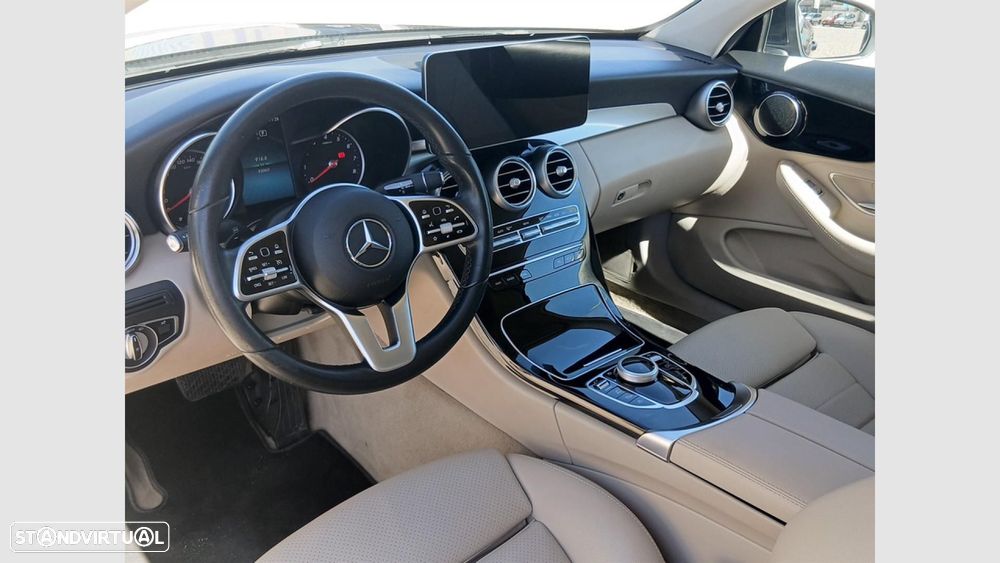Mercedes-Benz C 200 — fotografia 13