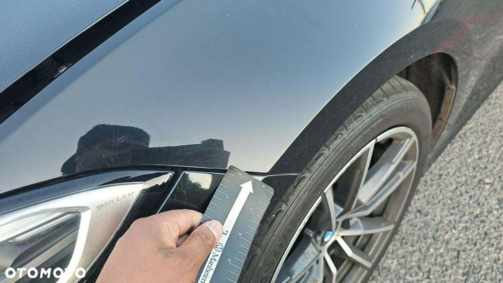 BMW Seria 3 330i M Sport - 13