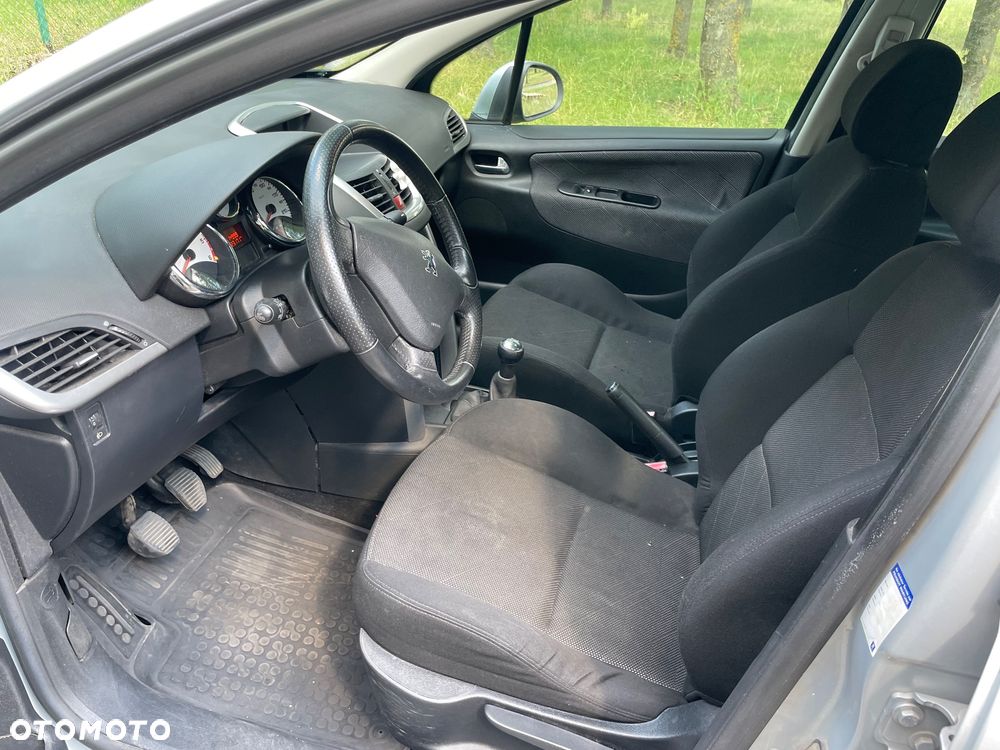 Peugeot 207 110 HDi FAP (Blue Lion) Sport - 12