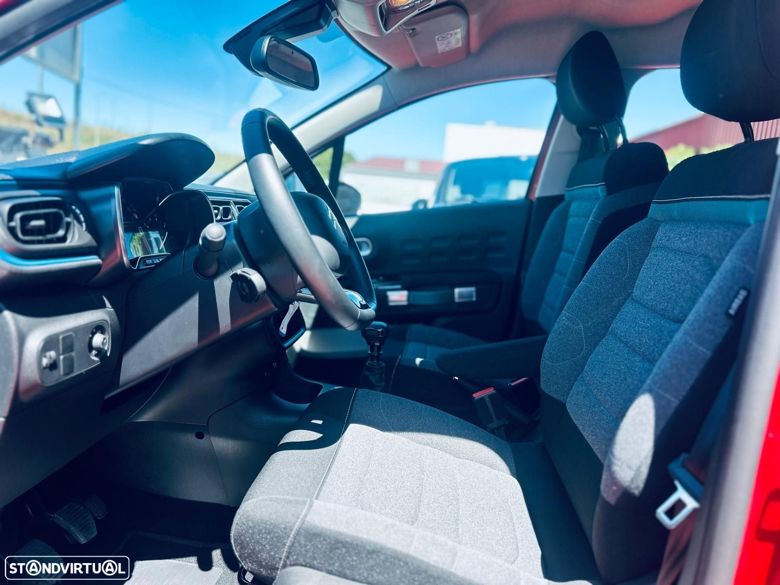 Citroën C3 1.2 PureTech Shine - 12