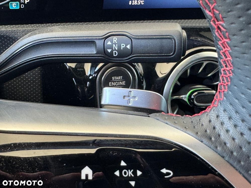 Mercedes-Benz CLA - 24