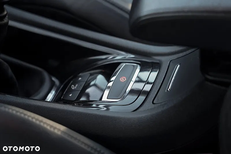 Citroën C5 Cross Tourer 2.0 HDi Exclusive - 16