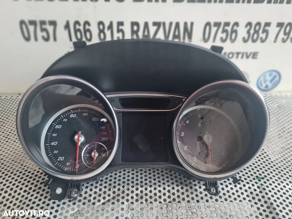 Ceasuri Bord Mercedes Gla X156 Cod A Volan Stanga Europa - Dezmembrari Arad - 1