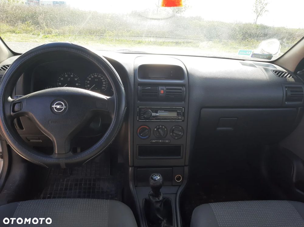 Opel Astra - 9