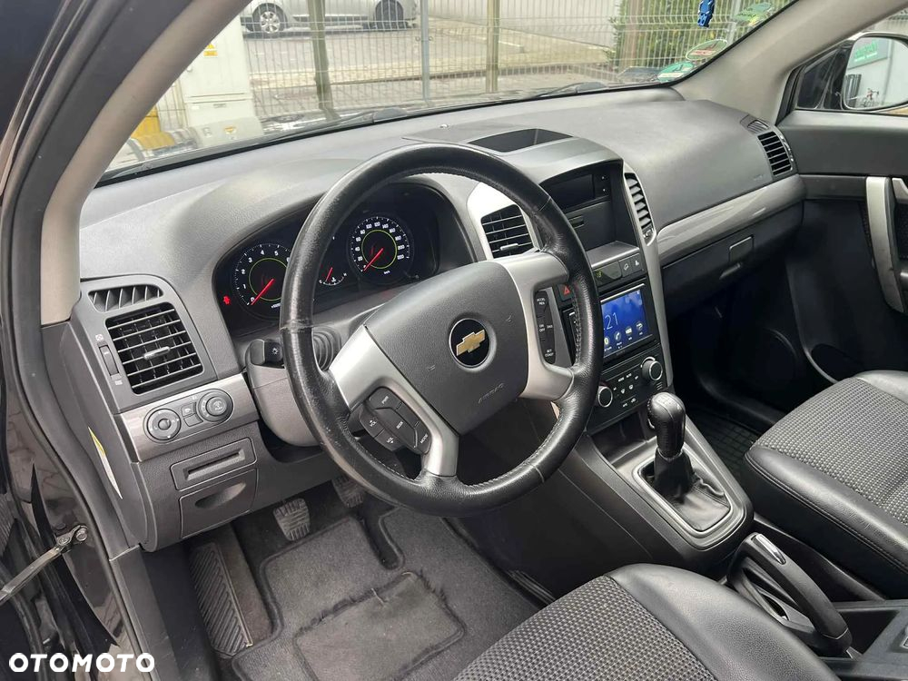 Chevrolet Captiva 2.4 2WD 5 Sitzer LS - 8
