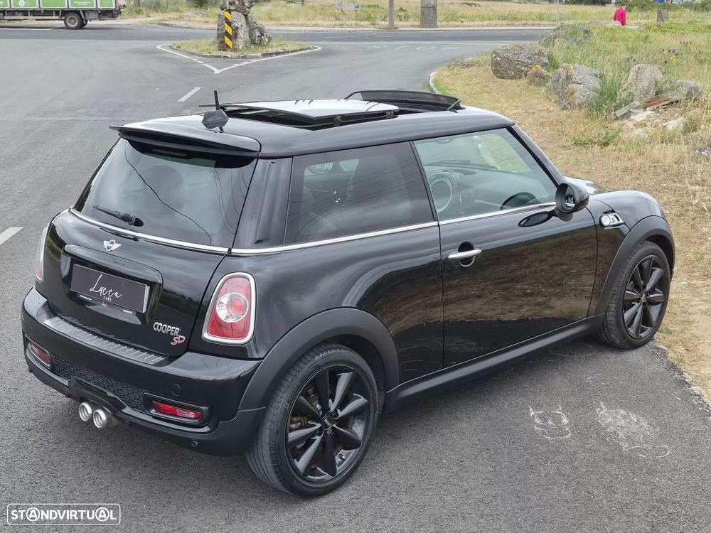 MINI 3 Portas Cooper SD - 15
