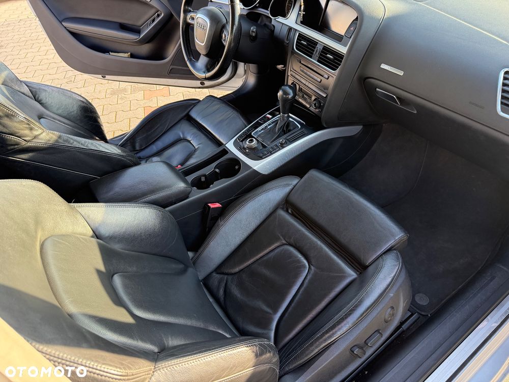 Audi A5 Coupé 2.7 TDI Multitronic - 11
