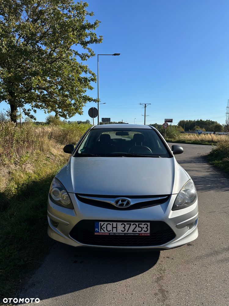 Hyundai I30 2011 photo 2