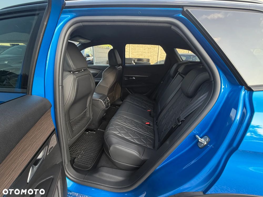 Peugeot 3008 1.6 PureTech Hybrid PHEV Allure Pack S&S EAT8 - 32