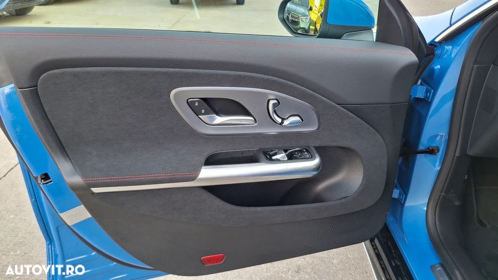 Mercedes-Benz CLA 250+ Coupe - 11