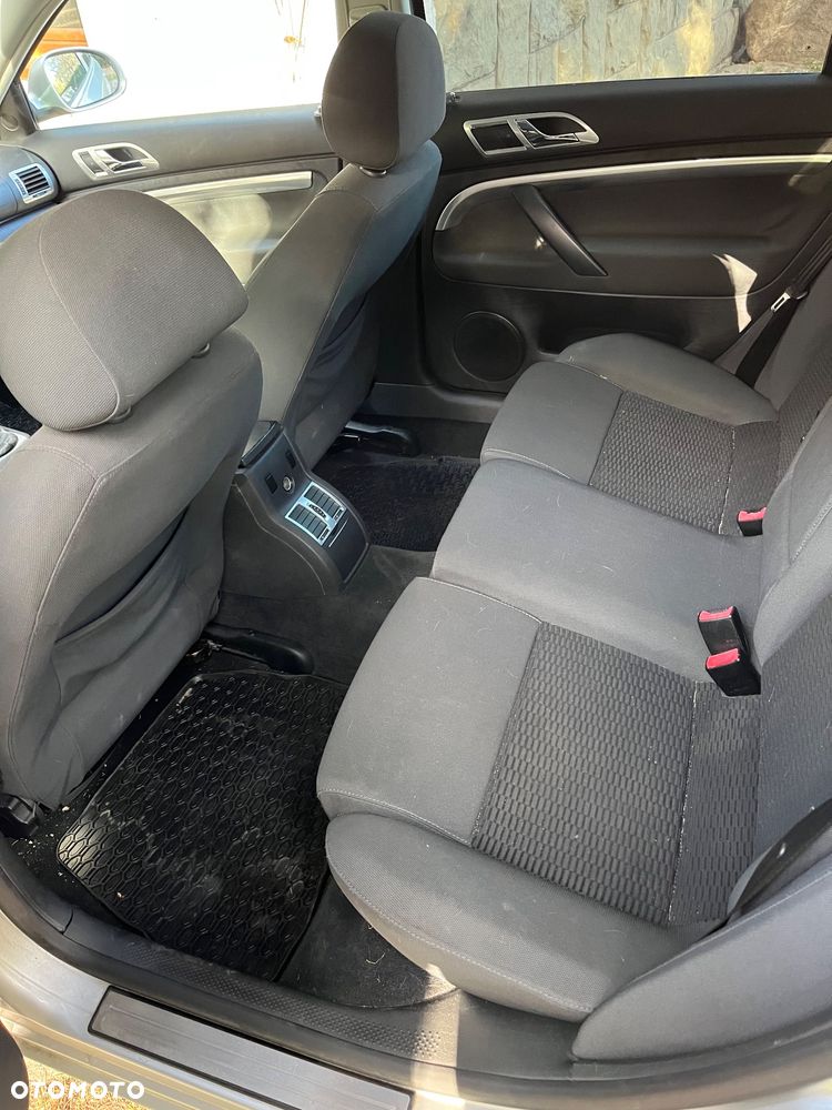 Skoda Superb 2.0 Comfort - 18