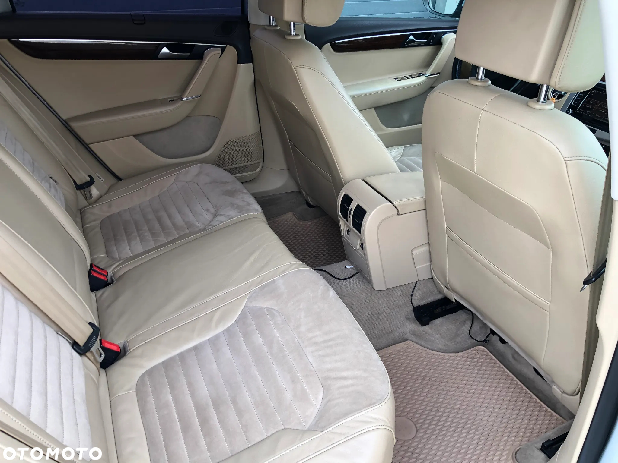 Volkswagen Passat 2.0 TSI Highline DSG - 16