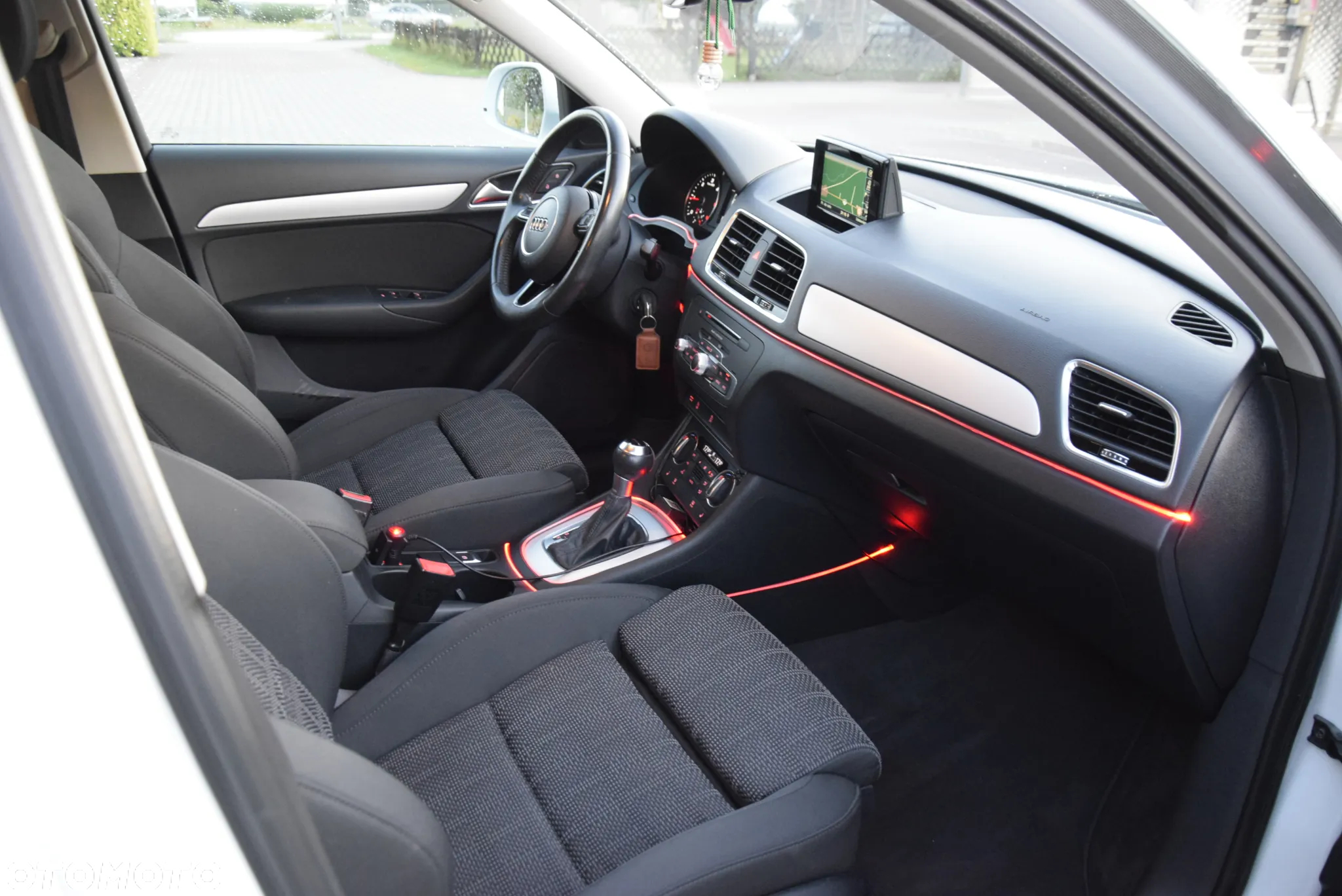 Audi Q3 2.0 TDI S tronic - 11