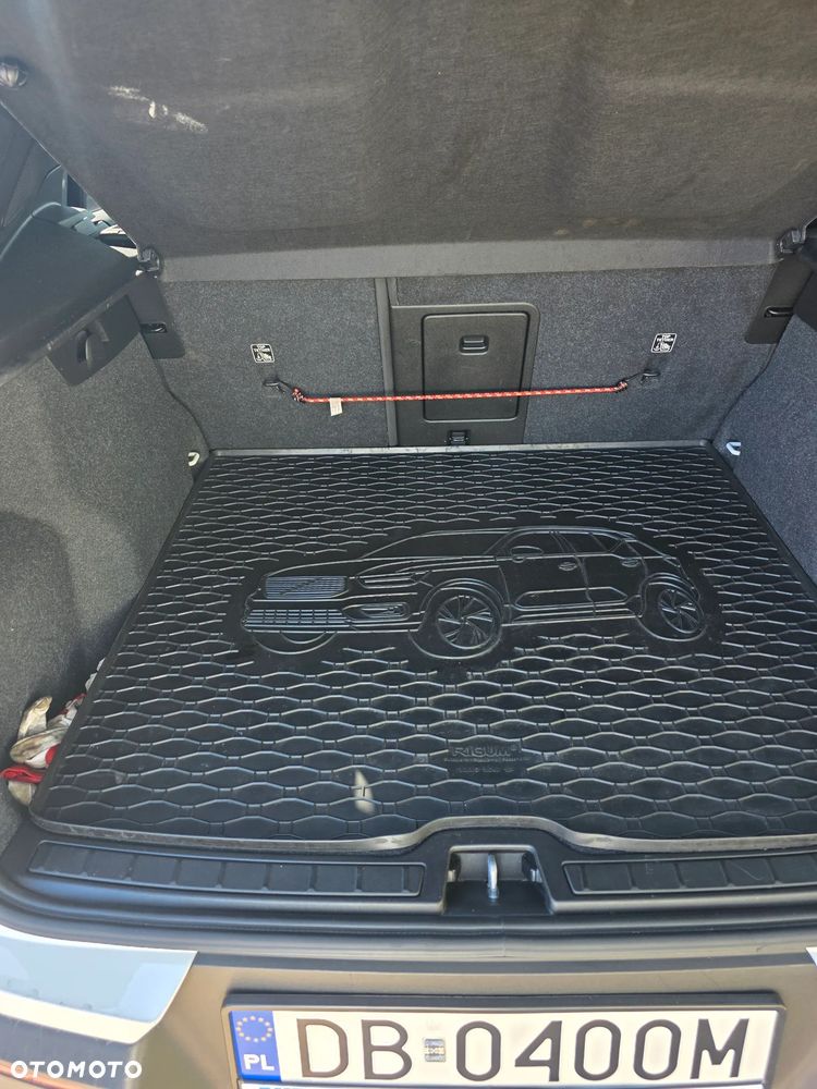 Volvo XC 40 D3 SCR Momentum - 32