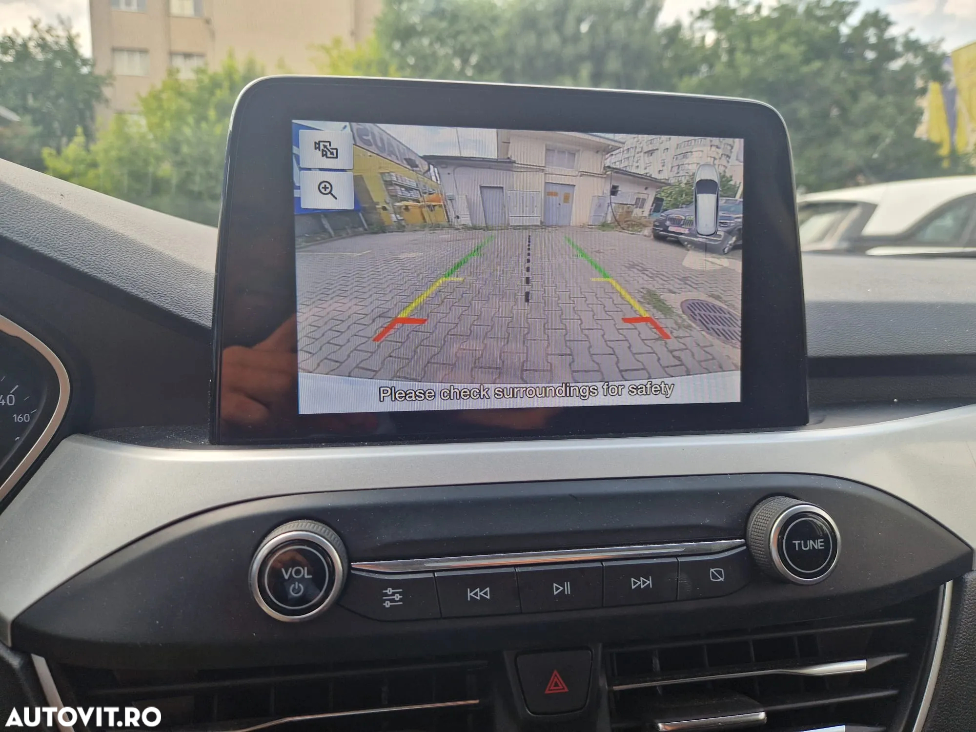 Ford Focus 1.5 EcoBlue Connected - 17