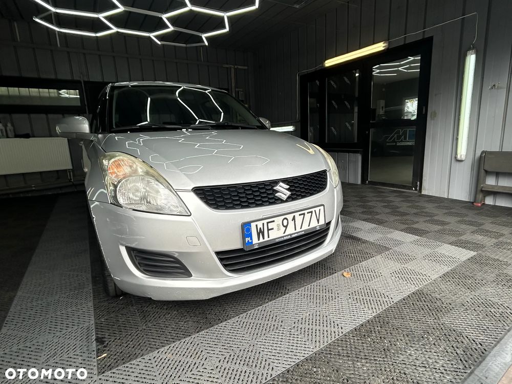 Suzuki Swift 1.2 Club - 8