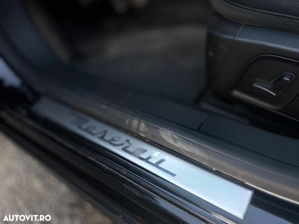 Maserati Quattroporte - 30