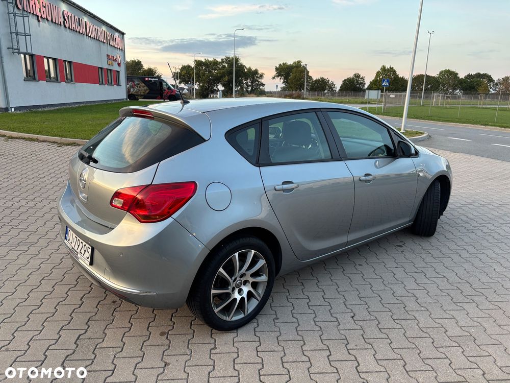 Opel Astra IV 1.4 T Active - 7