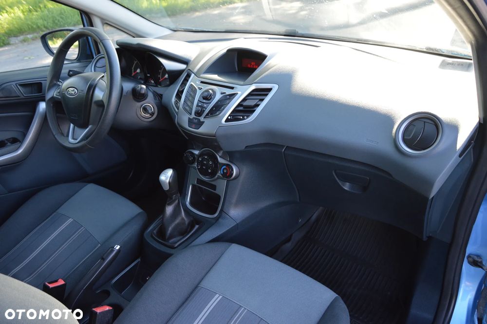 Ford Fiesta 1.25 Viva - 8